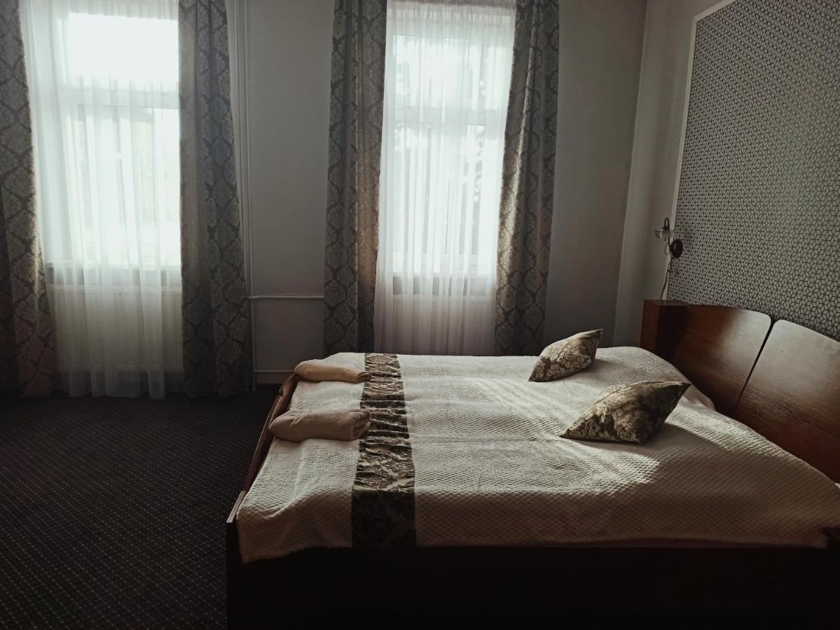 Pokoje Goscinne Kropka Tarnowskie Góry Buitenkant foto